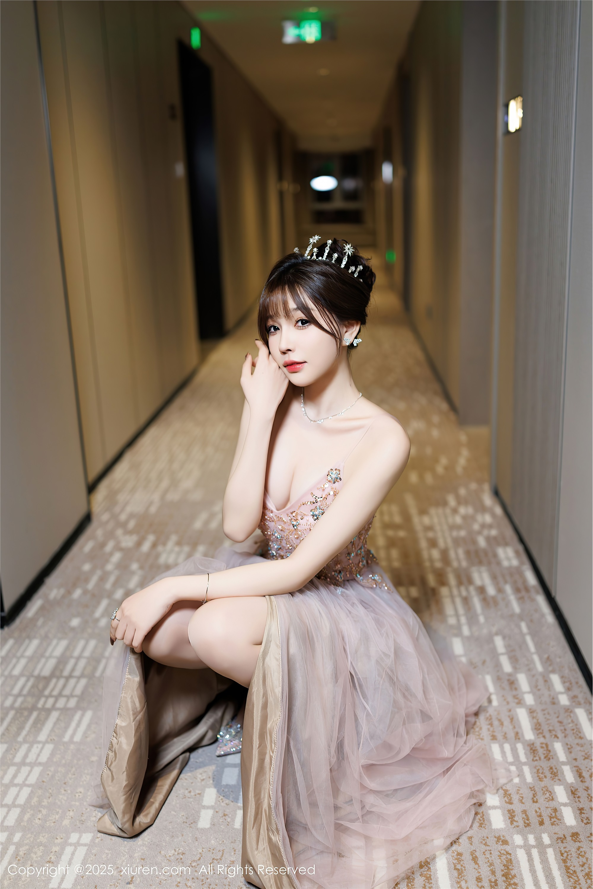 Xiuren秀人网 2025.01.02 NO.9699 徐莉芝Booty